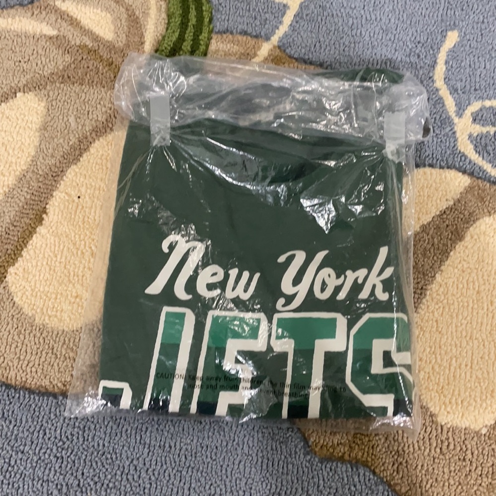Jets Tee - Picture 9 of 9